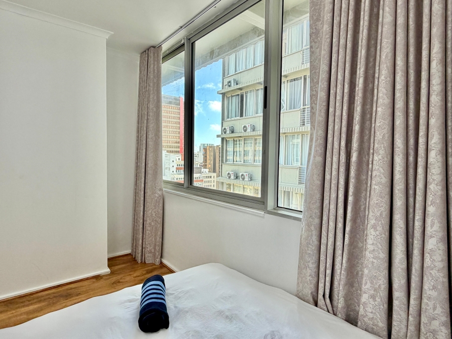 2 Bedroom Property for Sale in Cape Town City Centre Western Cape